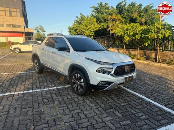 FIAT TORO 2.0 16V TURBO DIESEL VOLCANO 4WD AT9